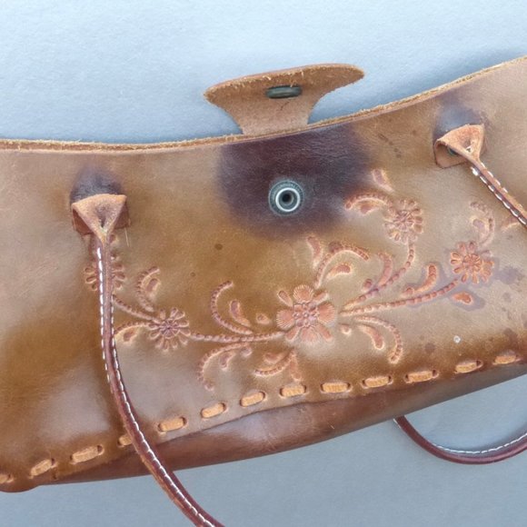 Tooled Floral Authentic Brown Leather Shoulder Bag - Picture 16 of 16